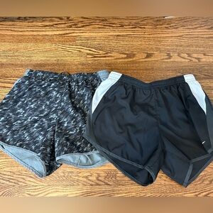 Nike Tri-Fit shorts XS EUC